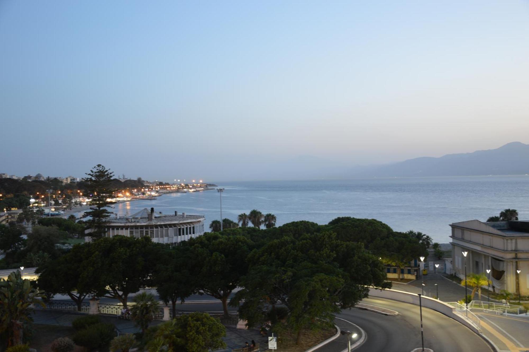 Apartament Via Roma Reggio di Calabria Zewnętrze zdjęcie
